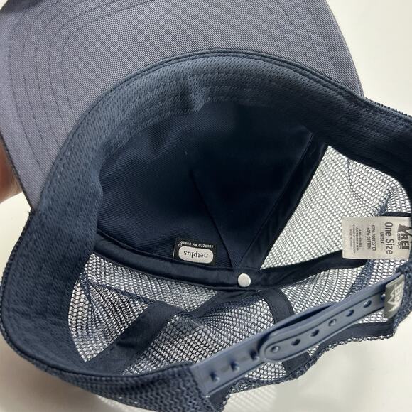 REI Coop Hat Cap Navy Blue Snapback Mesh Land and Sea Trucker Baseball - Picture 6 of 7